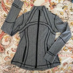 LULULEMON DEFINE JACKET SIZE 8